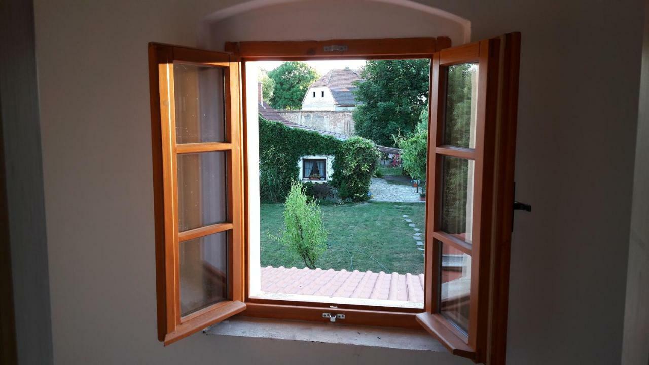 Pivovar Spitt Zahorany Pension Litoměřice Buitenkant foto