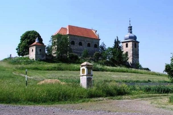 Pivovar Spitt Zahorany Pension Litoměřice Buitenkant foto