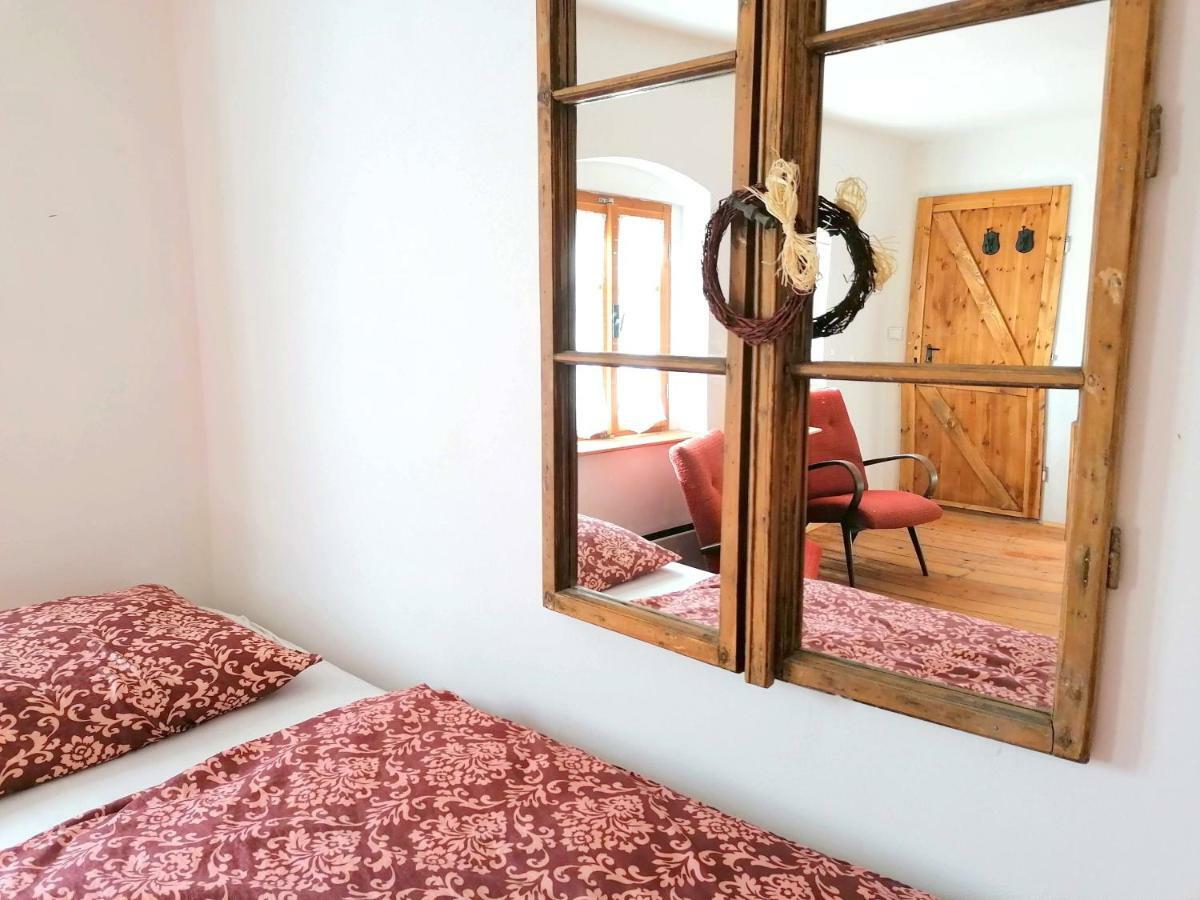 Pivovar Spitt Zahorany Pension Litoměřice Buitenkant foto
